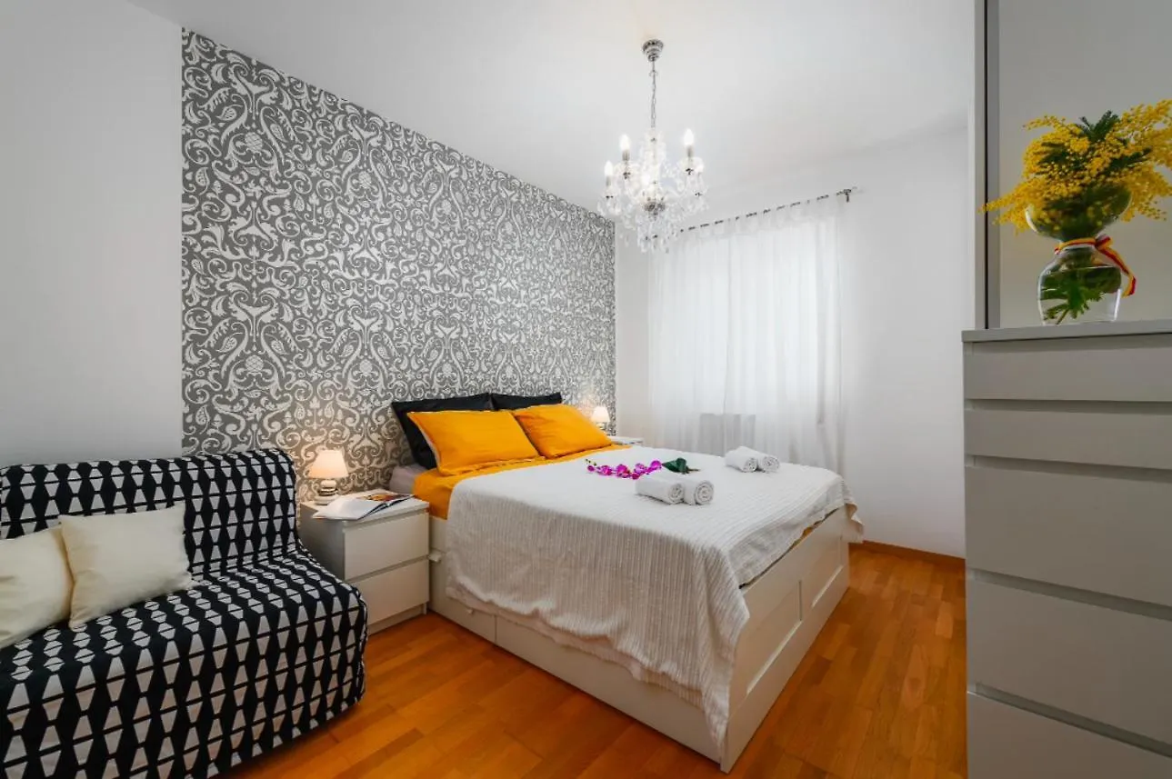 Aureo Apartment Pula Center Croatia