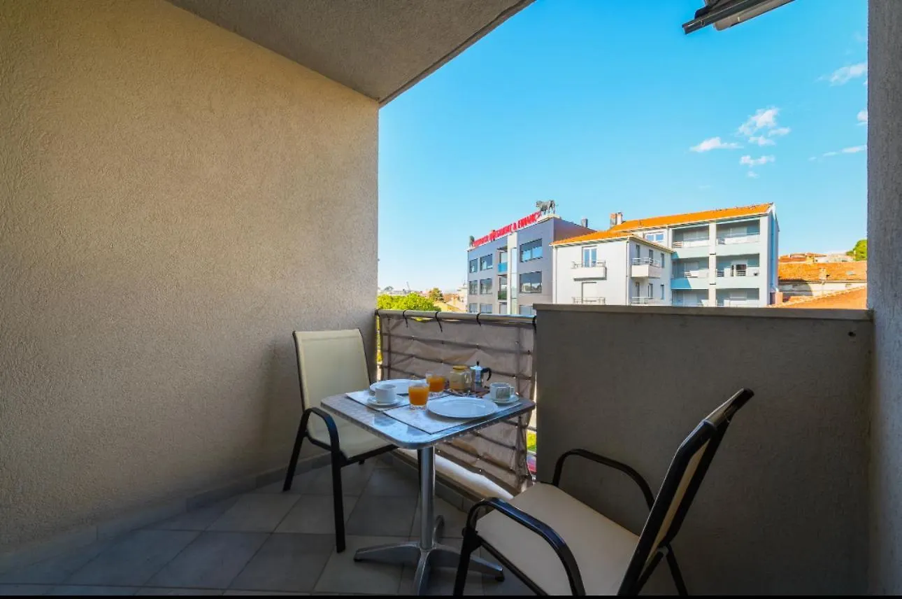 Aureo Apartment Pula Center