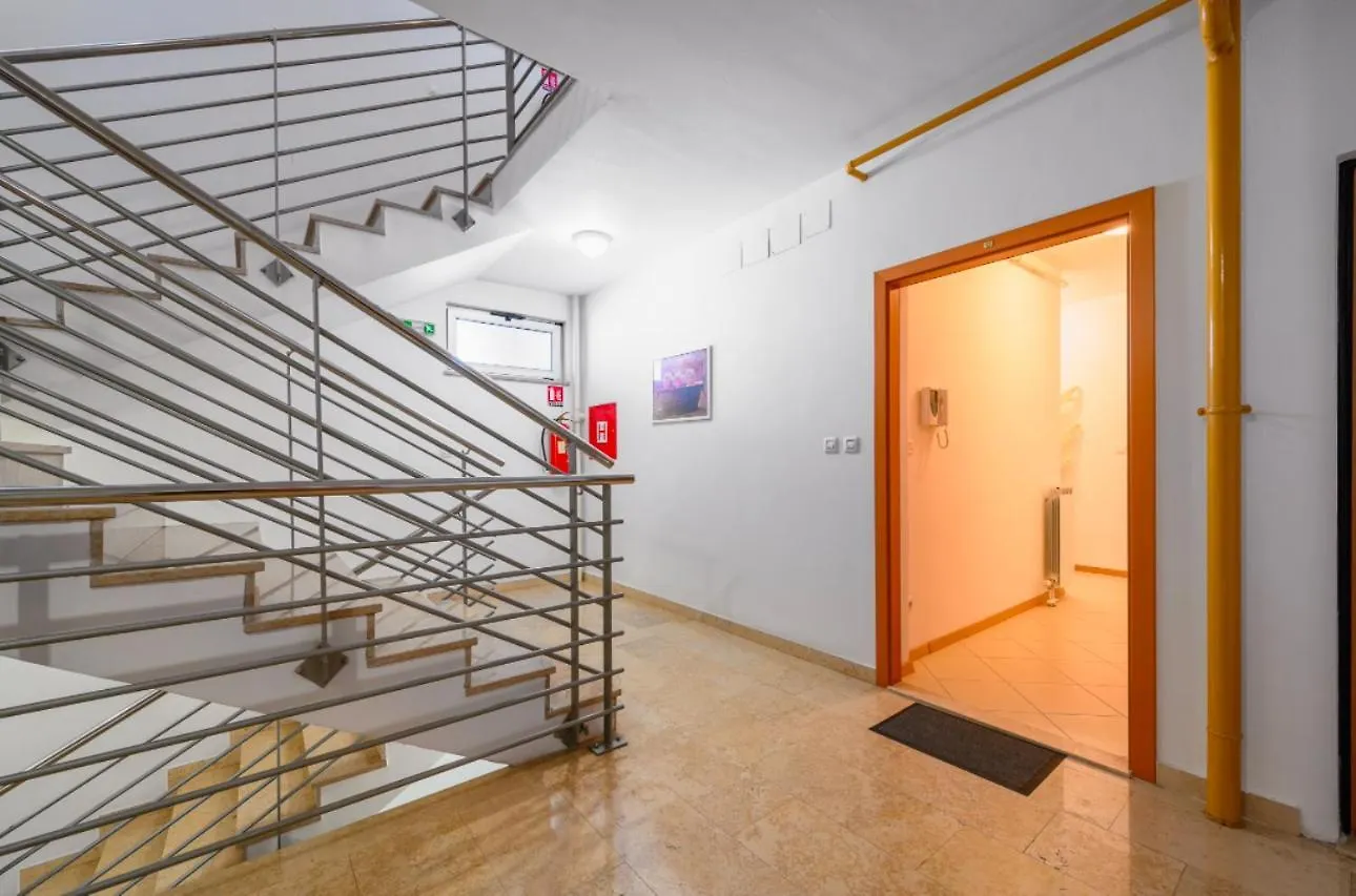 Aureo Apartment Pula Center